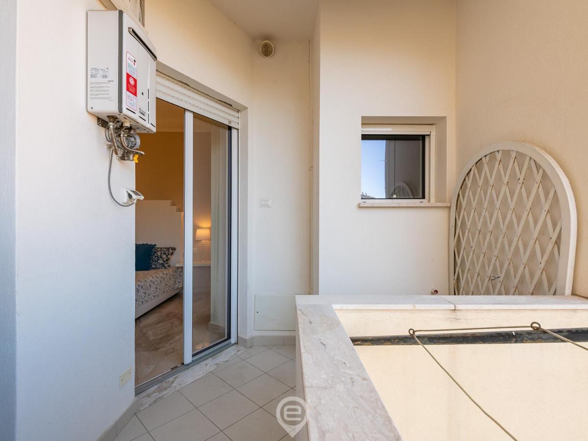 Cityscape Vista Apartment Cagliari Buitenkant foto