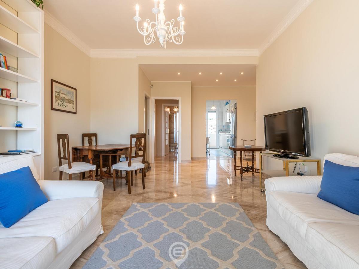 Cityscape Vista Apartment Cagliari Buitenkant foto