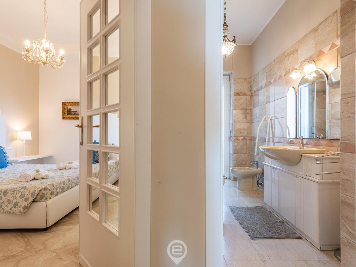 Cityscape Vista Apartment Cagliari Buitenkant foto